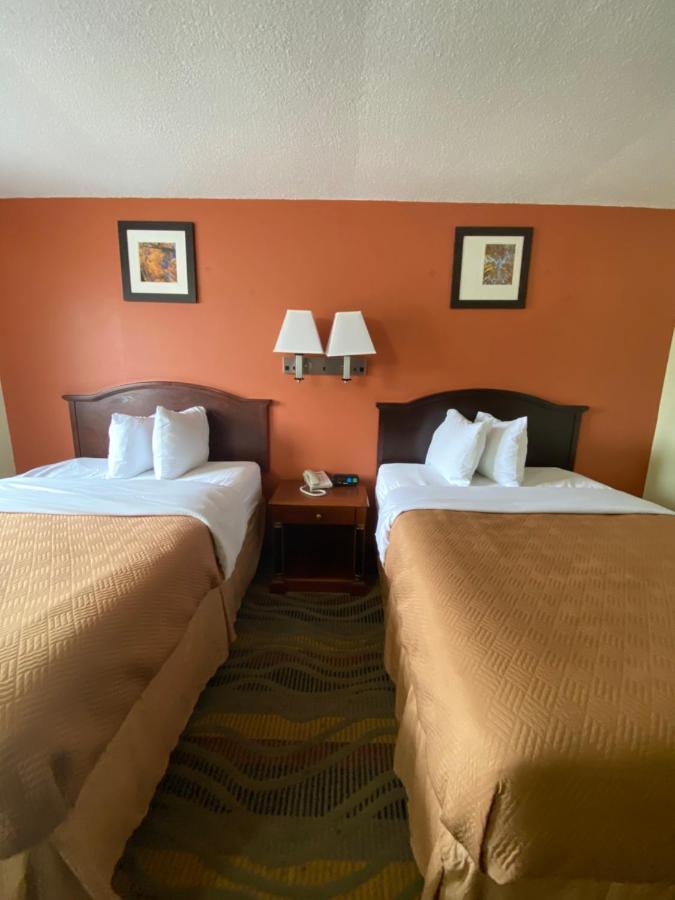 Travelodge By Wyndham La Porte/Michigan City Area מראה חיצוני תמונה