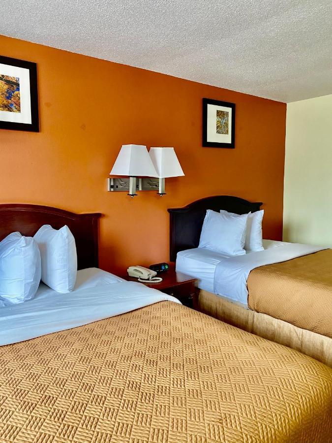 Travelodge By Wyndham La Porte/Michigan City Area מראה חיצוני תמונה