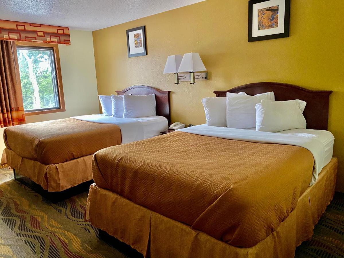 Travelodge By Wyndham La Porte/Michigan City Area מראה חיצוני תמונה