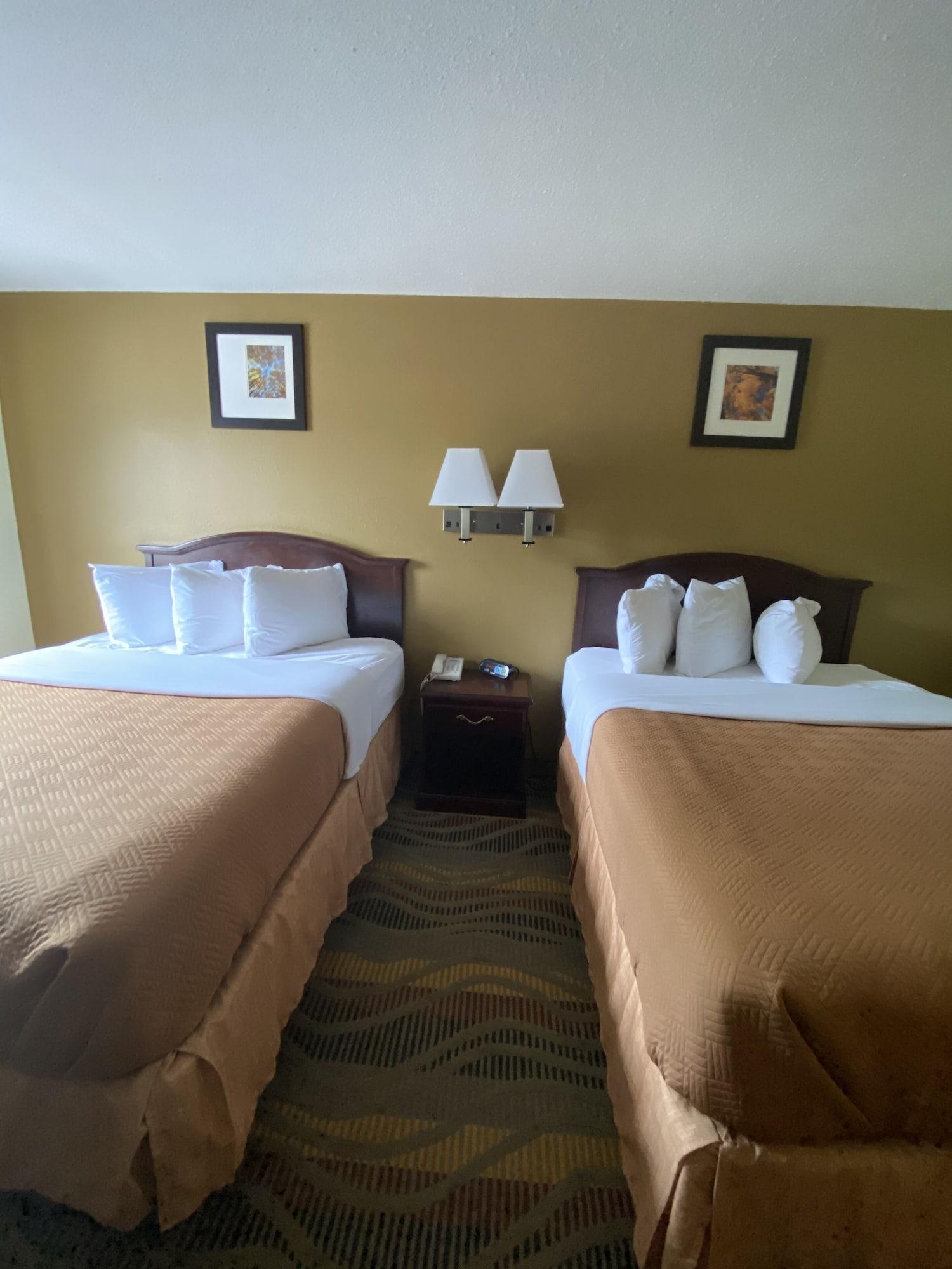 Travelodge By Wyndham La Porte/Michigan City Area מראה חיצוני תמונה