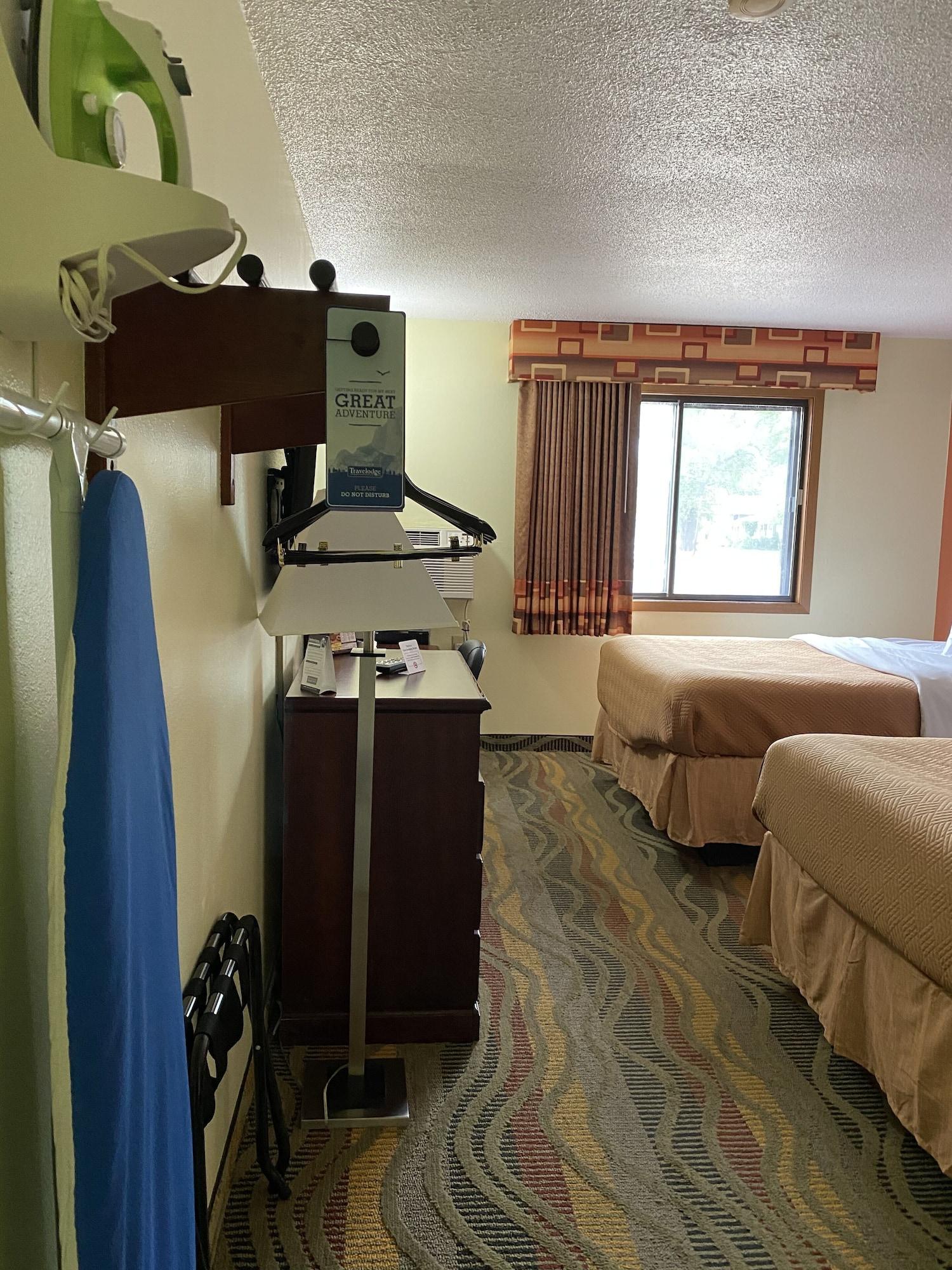 Travelodge By Wyndham La Porte/Michigan City Area מראה חיצוני תמונה