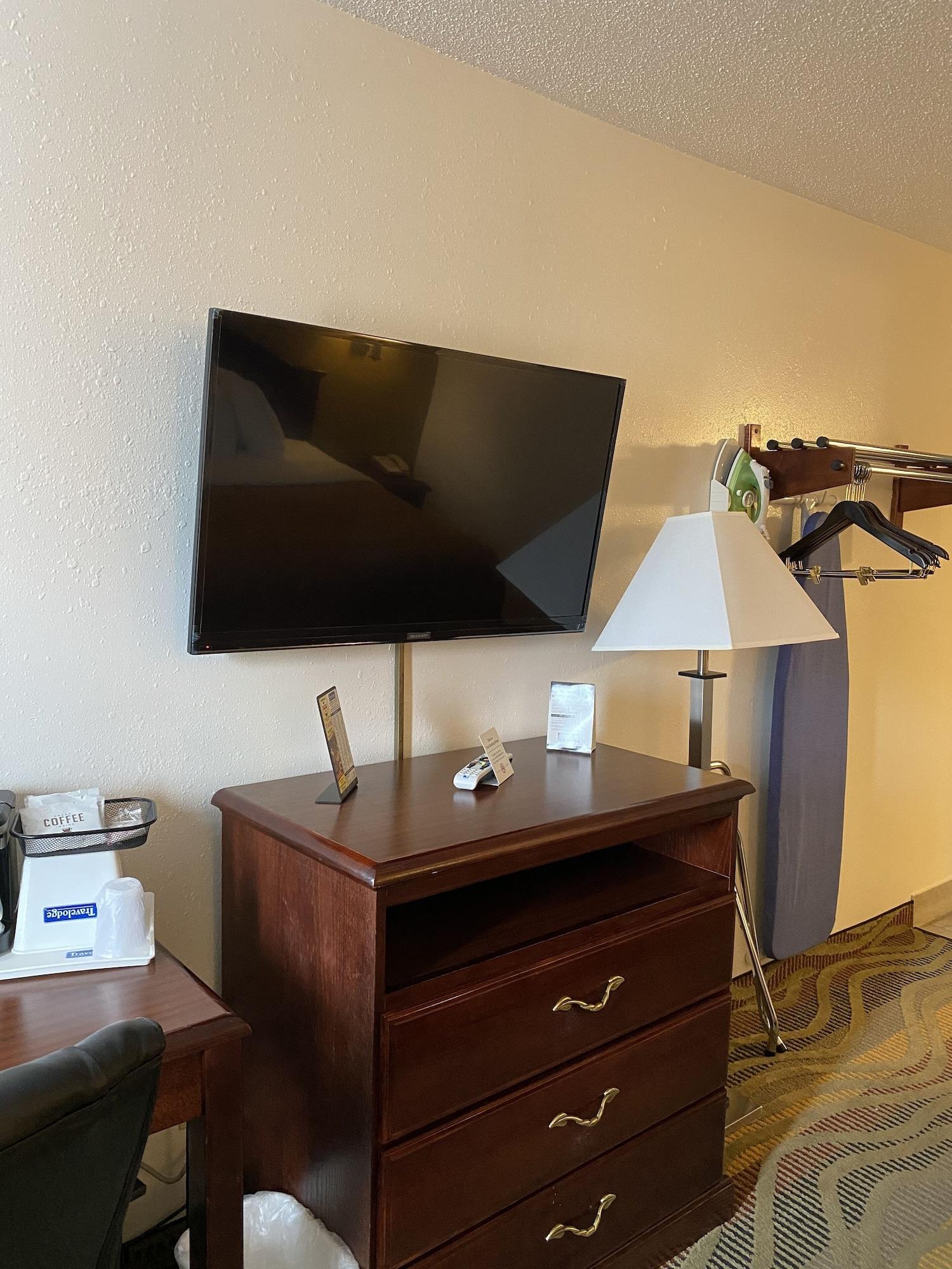 Travelodge By Wyndham La Porte/Michigan City Area מראה חיצוני תמונה