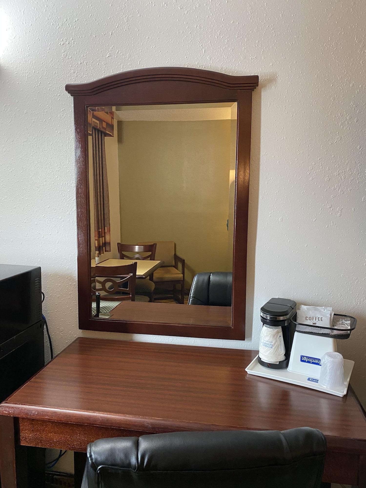 Travelodge By Wyndham La Porte/Michigan City Area מראה חיצוני תמונה