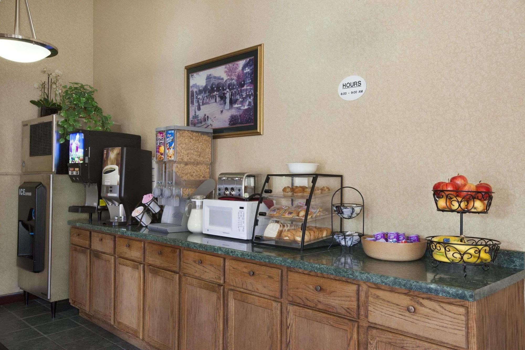 Travelodge By Wyndham La Porte/Michigan City Area מראה חיצוני תמונה